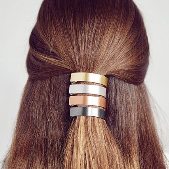 NEW - Jen Atkin x Chloe + Isabel Ponytail Clip. - Picture 3 of 3